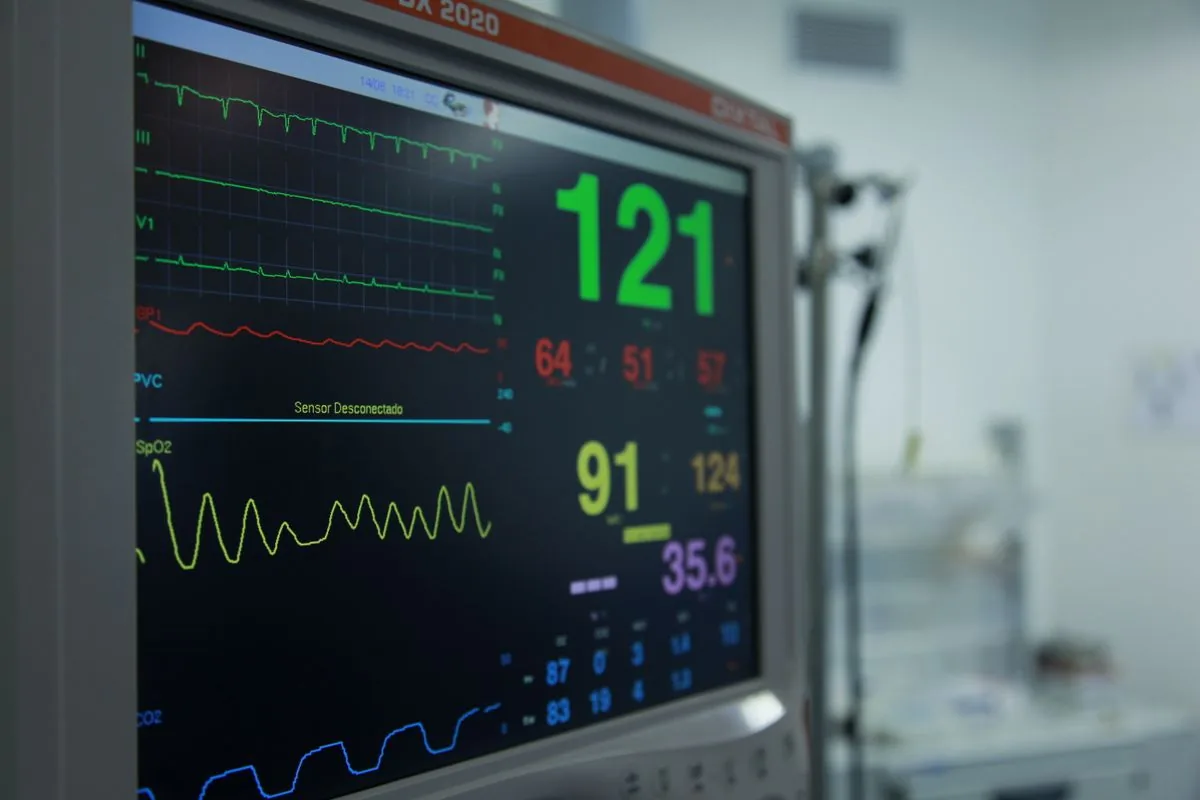 Hospital vital-signs monitor in an intensive care room